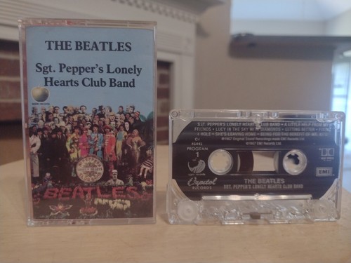 THE BEATLES 
ホワイト・アルバム　スーパー・デラックス・エディション Sgt. Pepper's Lonely Hearts Club Band by Beatles (The), The