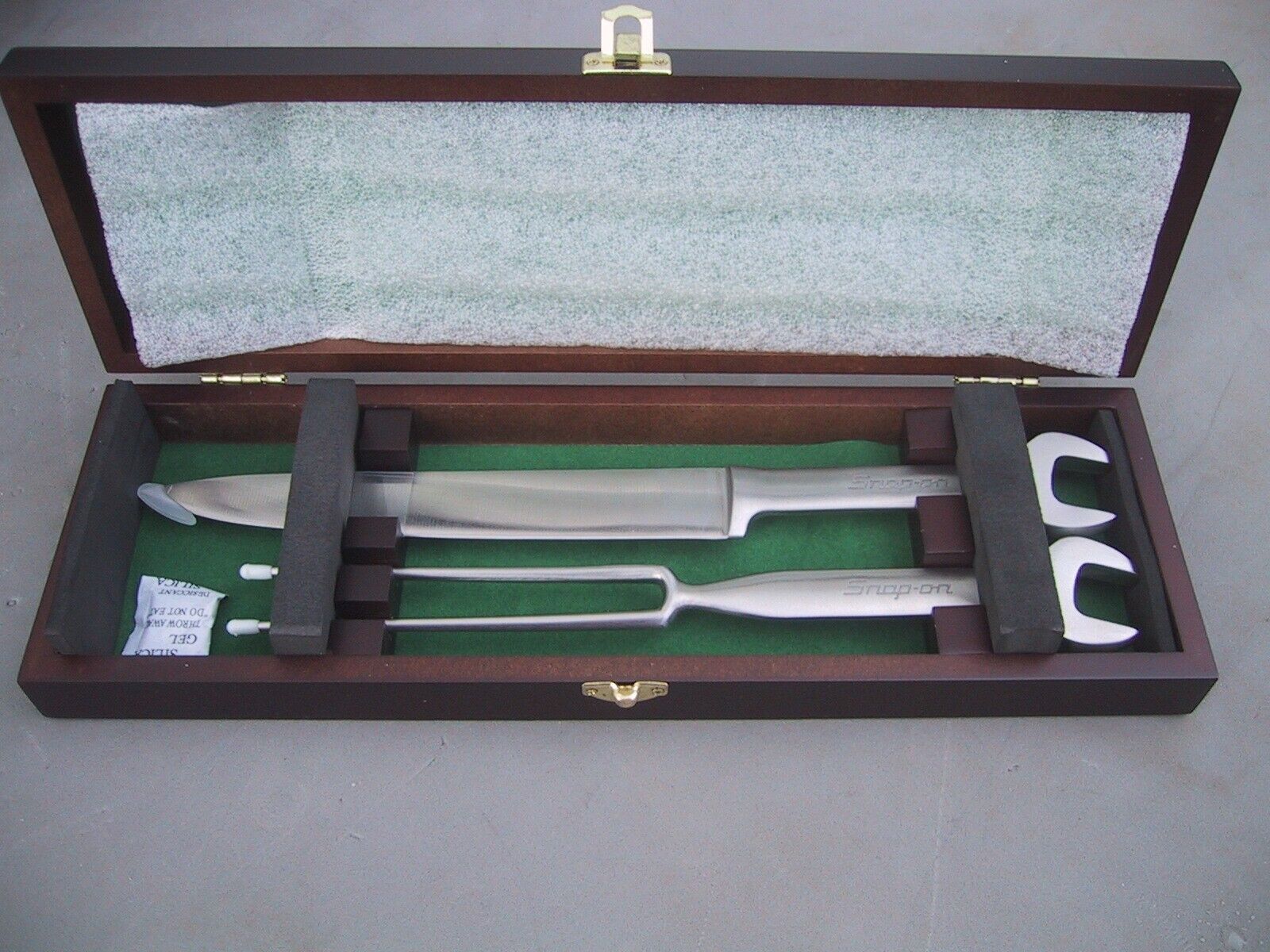 Snap-on Collector’s Knife & Fork Carving Set w/Box (New/Never Used)