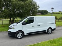 RENAULT TRAFIC SL28 2.0 dCi 145PS BUSINESS+ EDC AUTO SWB VAN 20 REG 73,200 MILES