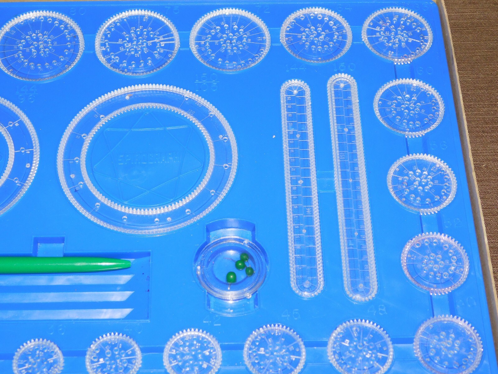 Купить Спирограф Spirograph 1967 в интернет-магазине с Ebay с доставкой ...