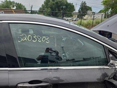 Used Right Front Door Glass fits: CHRYSLER 200 Right 15 16 17