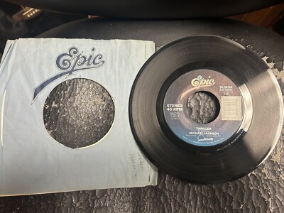 Michael Jackson THRILLER 45 RPM Vinyl Record 7  Single W/ Original Sleeve
