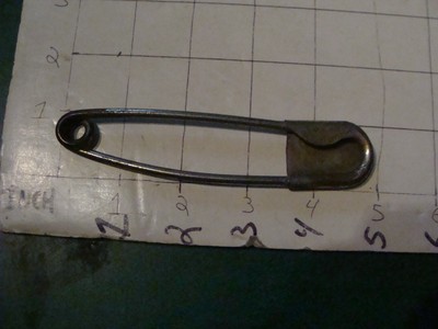 Vintage sewing item: early KEY TAG large safty pin Patent 1891627