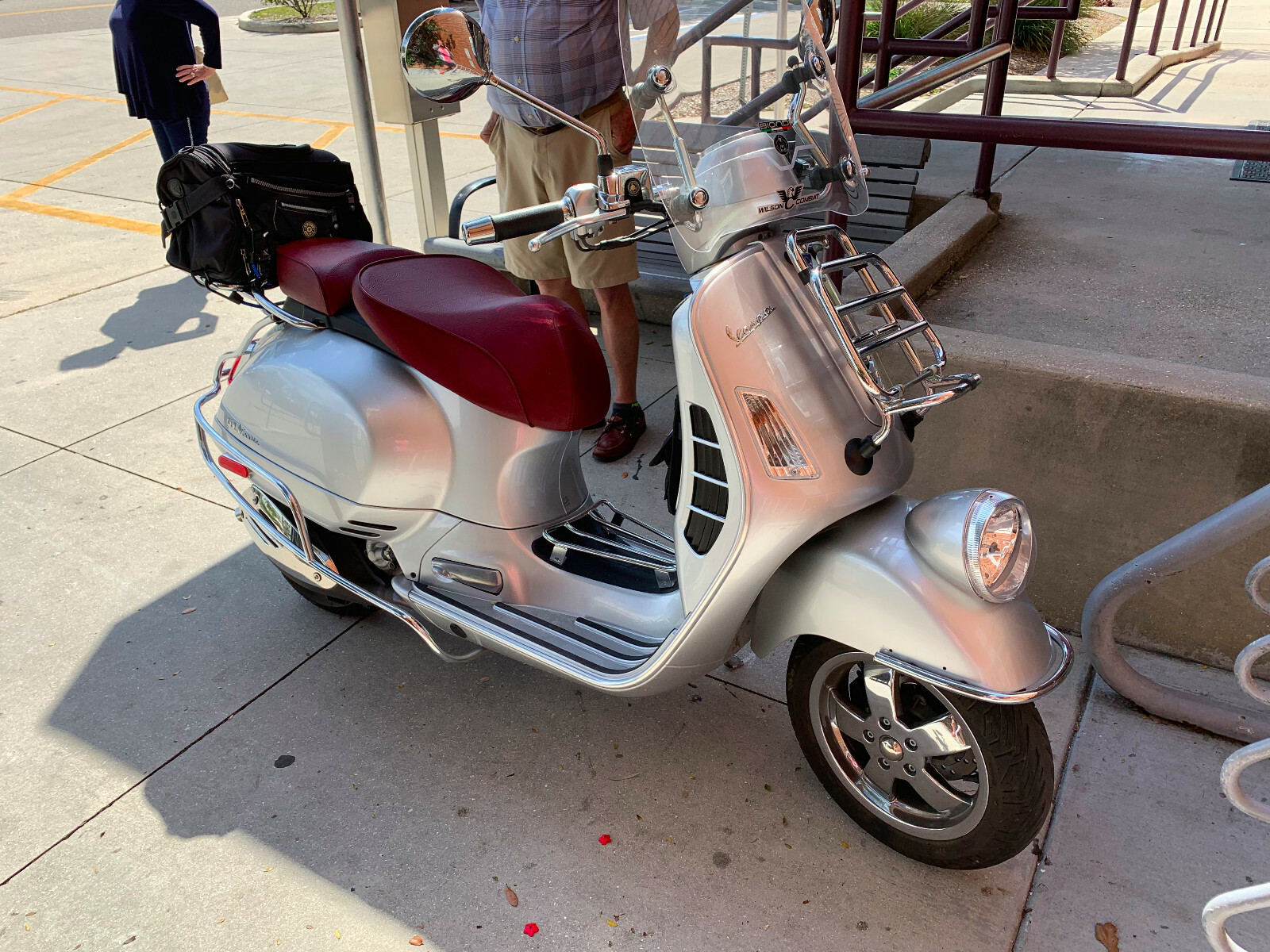 2016 VESPA GTV 300 - 4800mi - As New - Lots of Extras