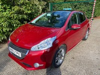 2013 Peugeot 208 1.6 e-HDi Feline 5dr Sat Nav Red 62k Miles PSH Years MOT Warran