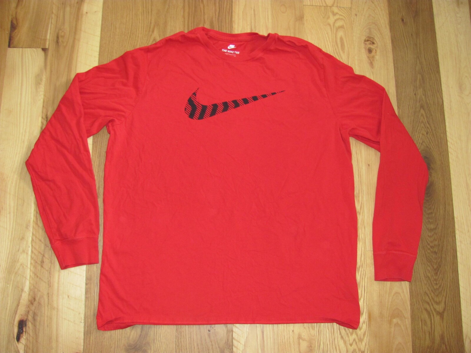 Nike Tee Swoosh Athletic Cut Red Crew Neck Long Sleeve Shirt