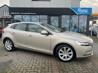 2018 Volvo V40 2.0 T3 INSCRIPTION Hatchback Petrol Manual