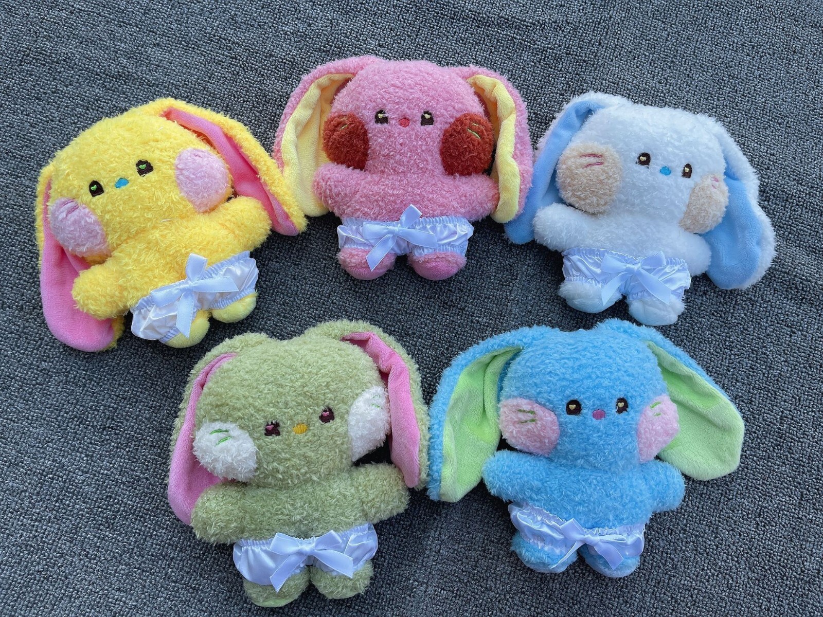 NEWJEANS LINE FRIENDS BUNINI ぬいぐるみ　ハニ NewJeans LINE Friends Bunini Plush Doll Minji Danielle