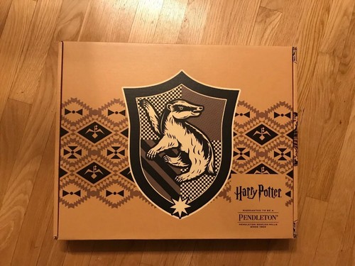 NEW!  Pendleton Harry Potter HUFFLEPUFF Blanket 64x72 Limited Edition Made USA