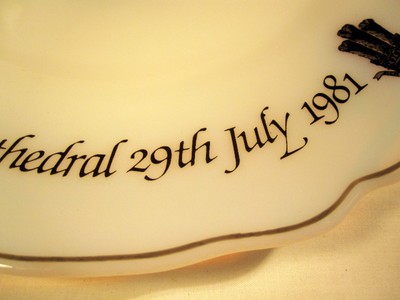 Lady Diana & The Prince Of Wales Commemorate Wedding Plate, Arc Arcopal, France