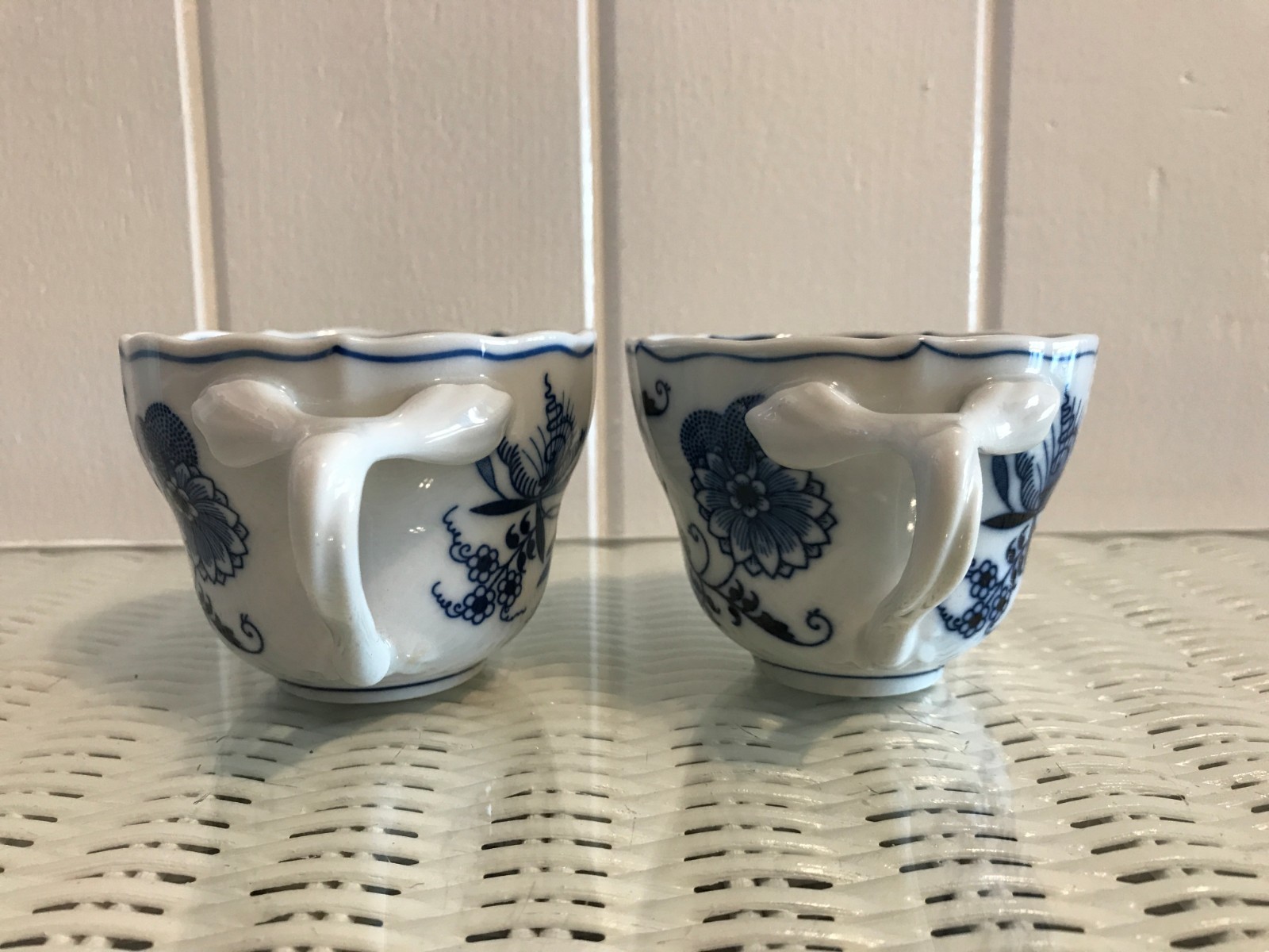 Blue Danube Blue Onion Fancy Handle Cups