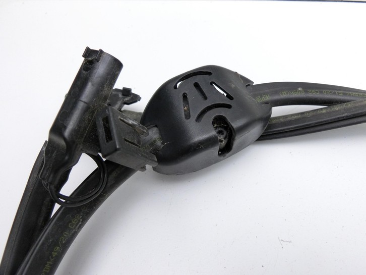 BMW F40 M135i 19-25 Waschdüsen für Windschutzscheibe WS BMW F40 M135i 19-25 16.03.2021 61667453968 7453968... Vorschau 4