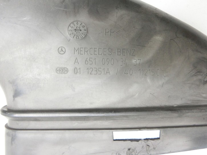 Mercedes S204 W204 11-15 CDI 2,1 125KW Ansaugrohr Ladeluftschlauch Luftschlauch Pos.1 Mercedes S204 W204 11-15... Bild 3