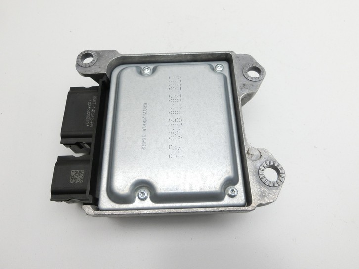 Volvo V40 525 12-16 Airbag Steuergerät Airbagsteuergerät Volvo V40 525 12-16 01.01.2013 31360791 130311273685 gebraucht Vorschau 4