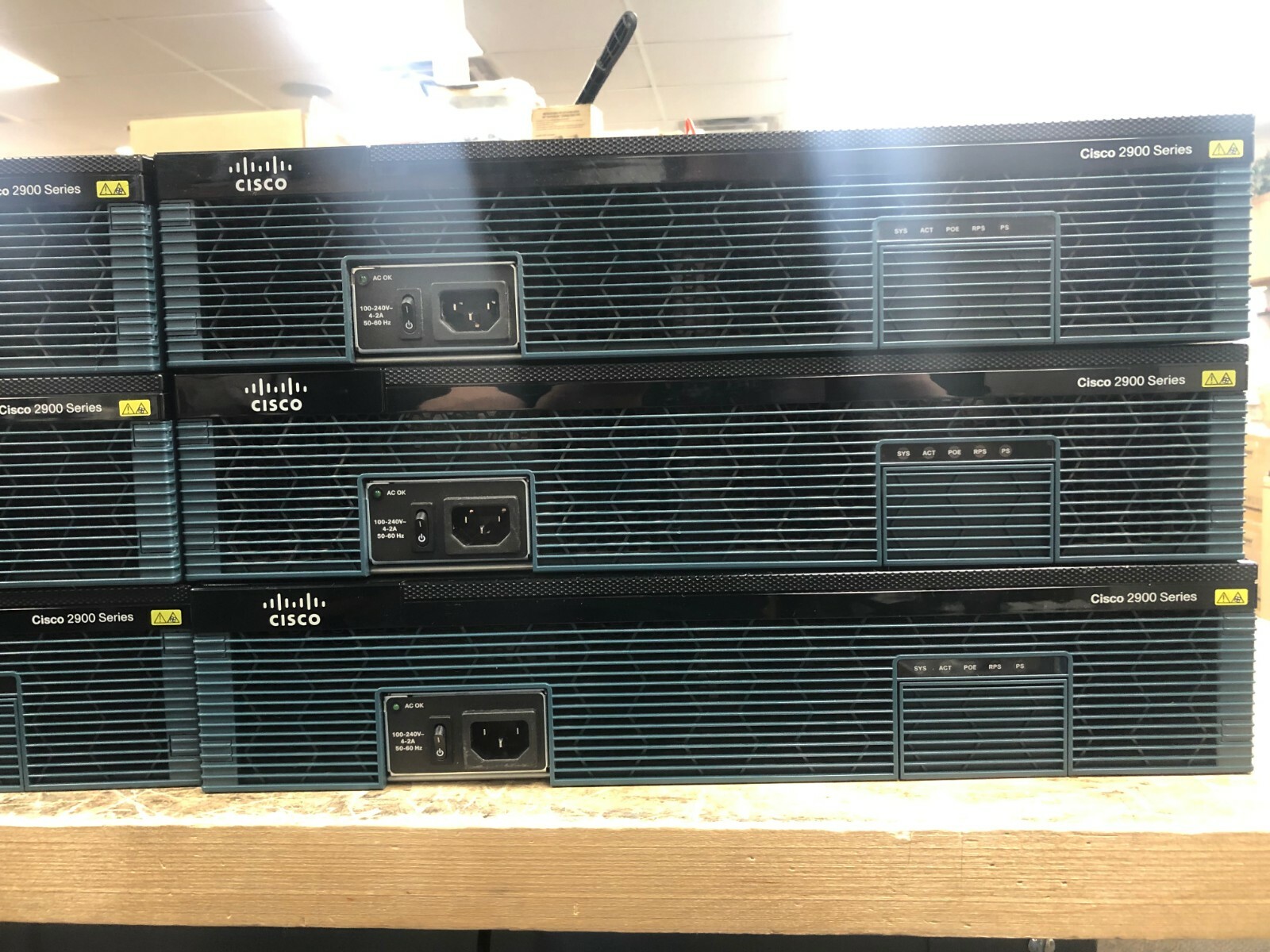 Cisco 2921 4-Port 10/100 Wired Router (C2921-VSEC/K9)