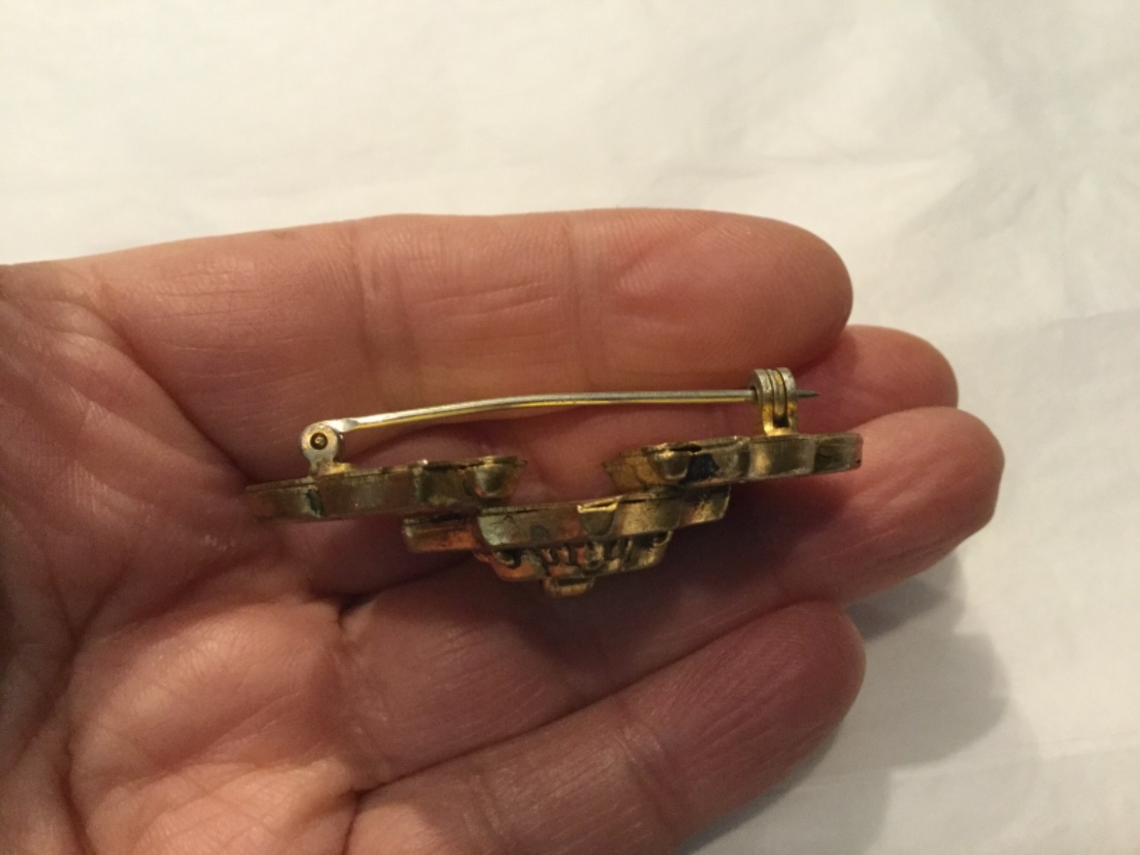 Large 2” late Victorian gold filled hollow buckle brooch pin