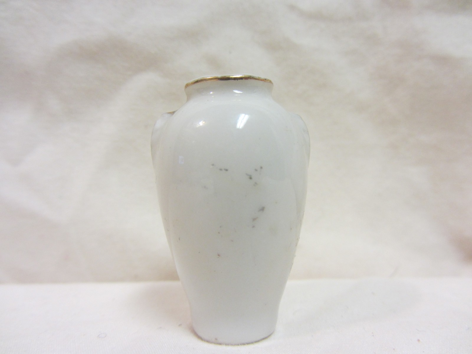 MINIATURE JAPANESE VASE 1 3/4