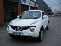 2011 Nissan Juke 1.6 Tekna 5dr HATCHBACK Petrol Manual