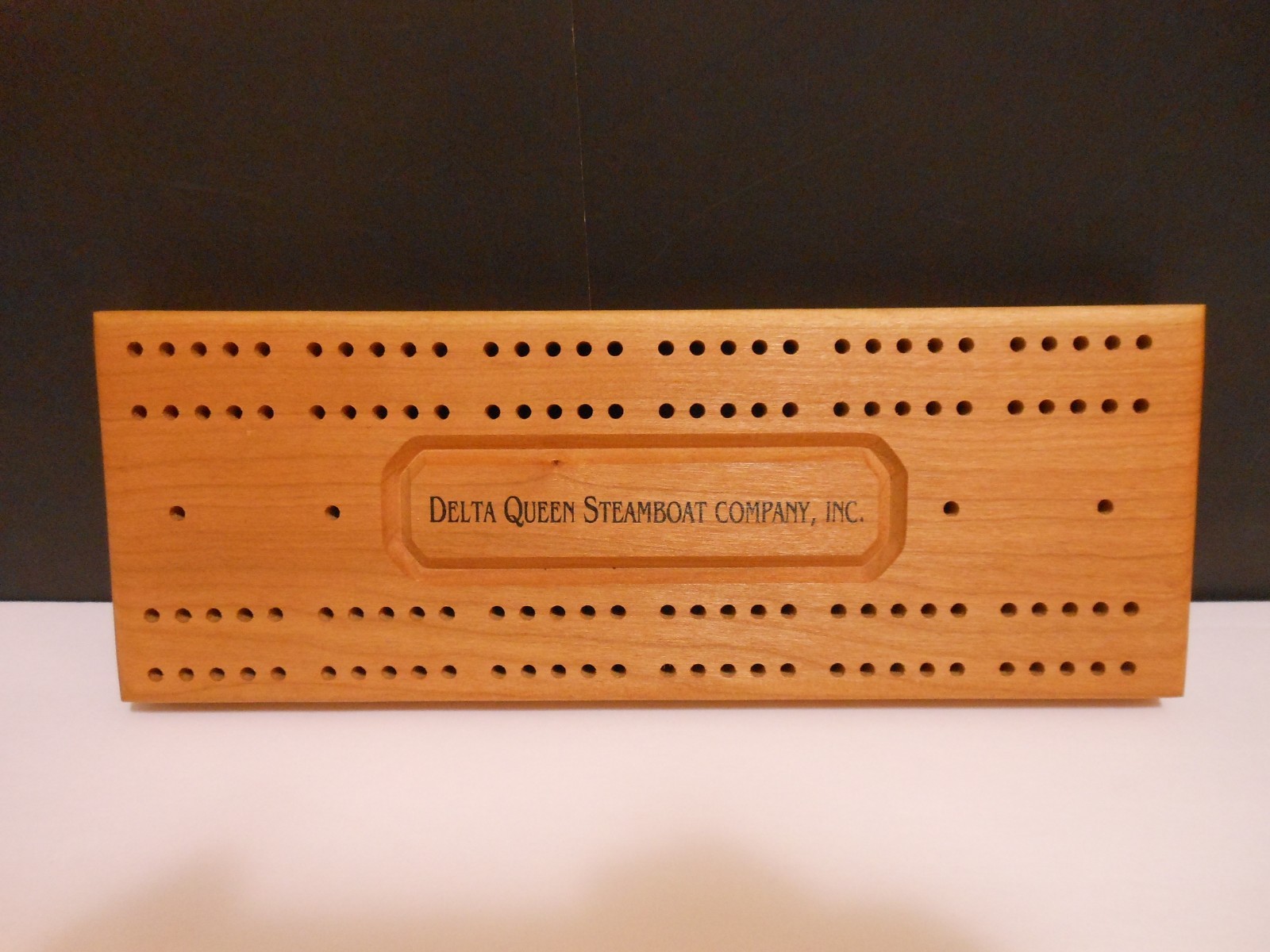 2 Player Wooden Cribbage Board Noncontinuous Channel Craft Made in U.S.A.
