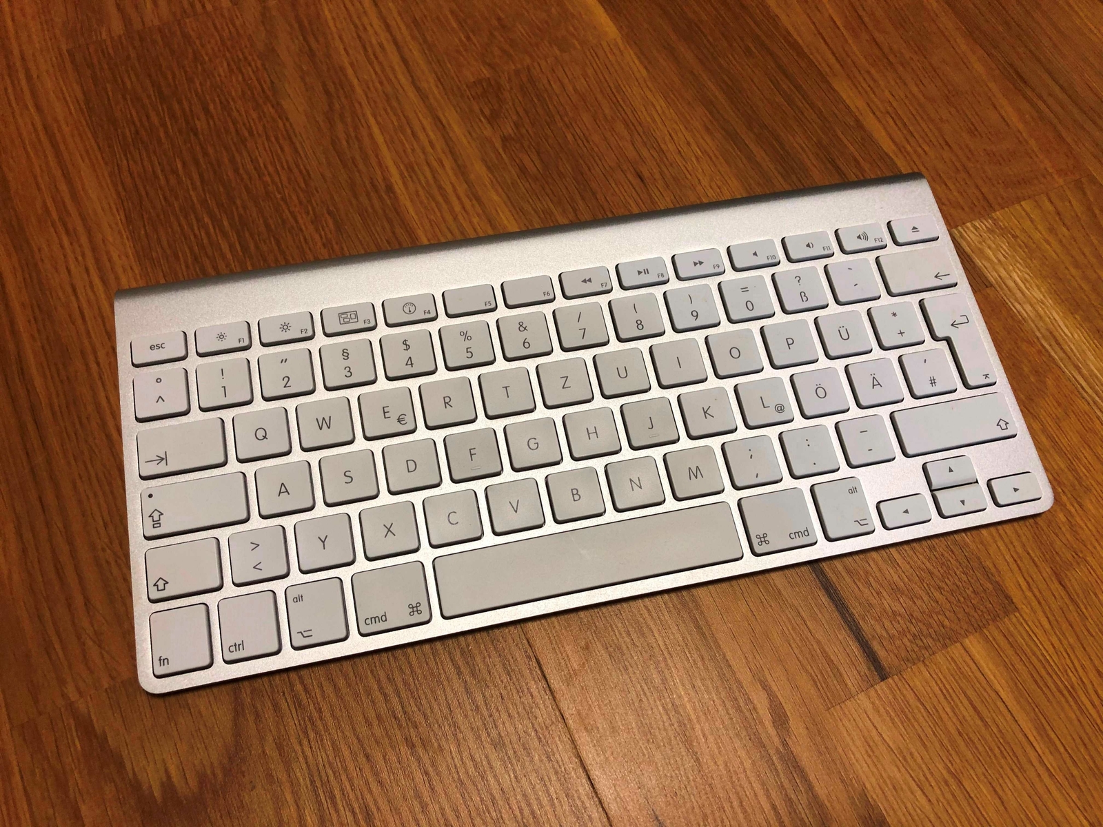 Apple Magic Keyboard Tastatur A1314 Wireless (Bluetooth ...