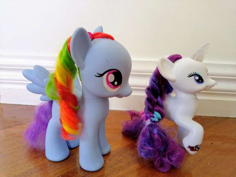 my little pony cutie mark magic glamour glow rarity figure