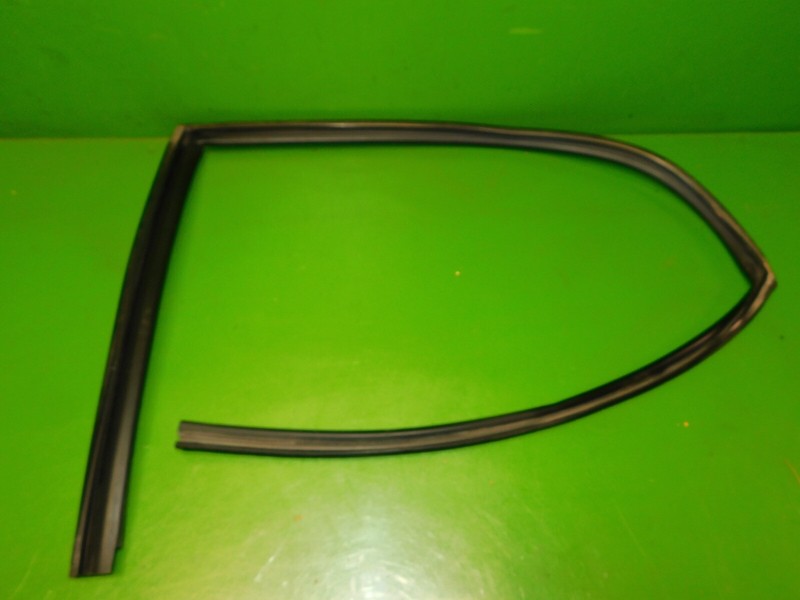 98-02 Accord OEM driver left rear back door glass window rubber seal strip