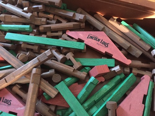 Original Lincoln Logs Coll Edition Approx 150 pcs. Heavy Wood Box Carrying Case