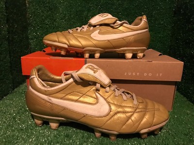 Купить NIKE TIEMPO RONALDINHO GOLD TOTAL SOCCER SHOES (Мужчины) заказать с  доставкой лот № 324316264230
