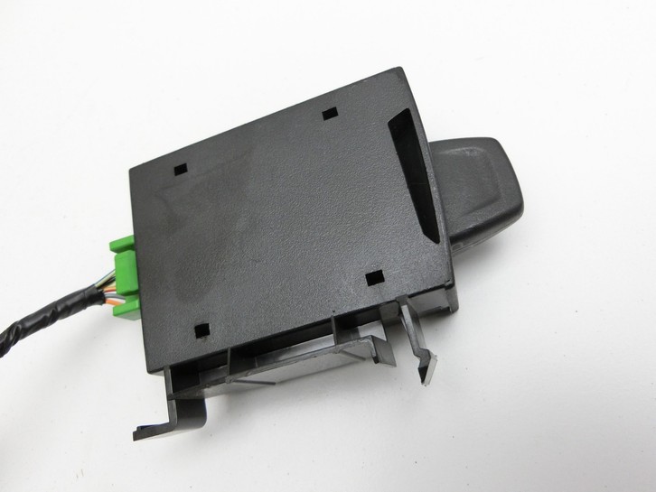 Volvo C70 542 06-09 Schalter Links für Sitzverstellung Volvo C70 542 06-09 01.06.2007 30775846 gebraucht Vorschau 3