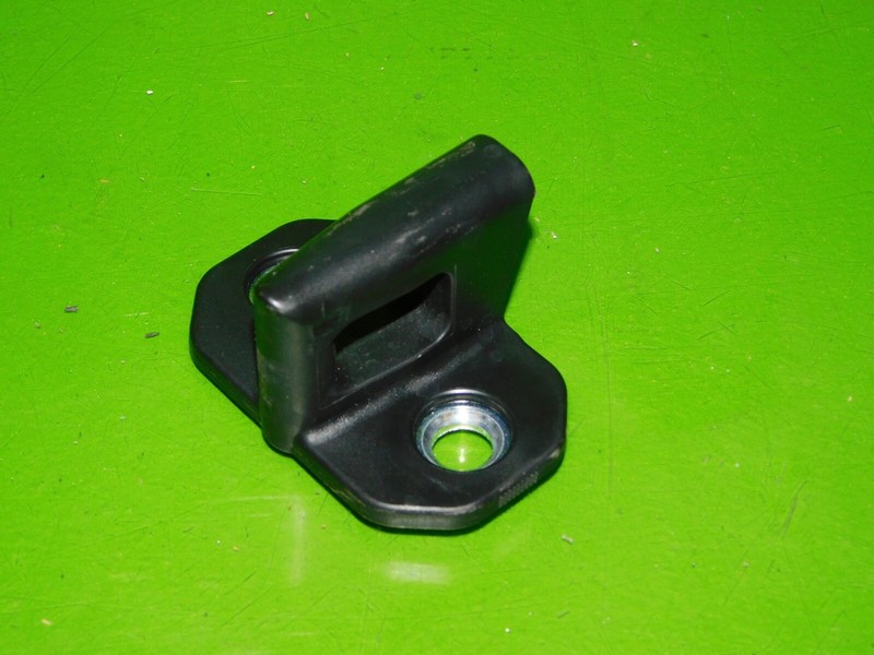06-11 CLS 550 63 W219 OEM 2037200004 door latch catch striker hook grab hinge
