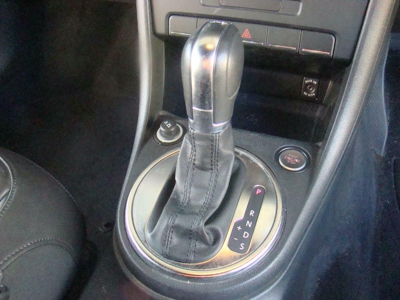 VOLKSWAGEN BEETLE GEAR STICK/ SHIFTER, AUTO, 1L, 10/1212/16 eBay