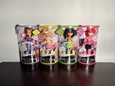 Earth 2 Jane Doll Lot! Extremely Rare! One of a Kind Find! NIB