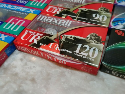 Lot of 13 NEW FACTORY SEALED Blank Audio Cassette Tapes TDK, Memorex Maxwell RCA