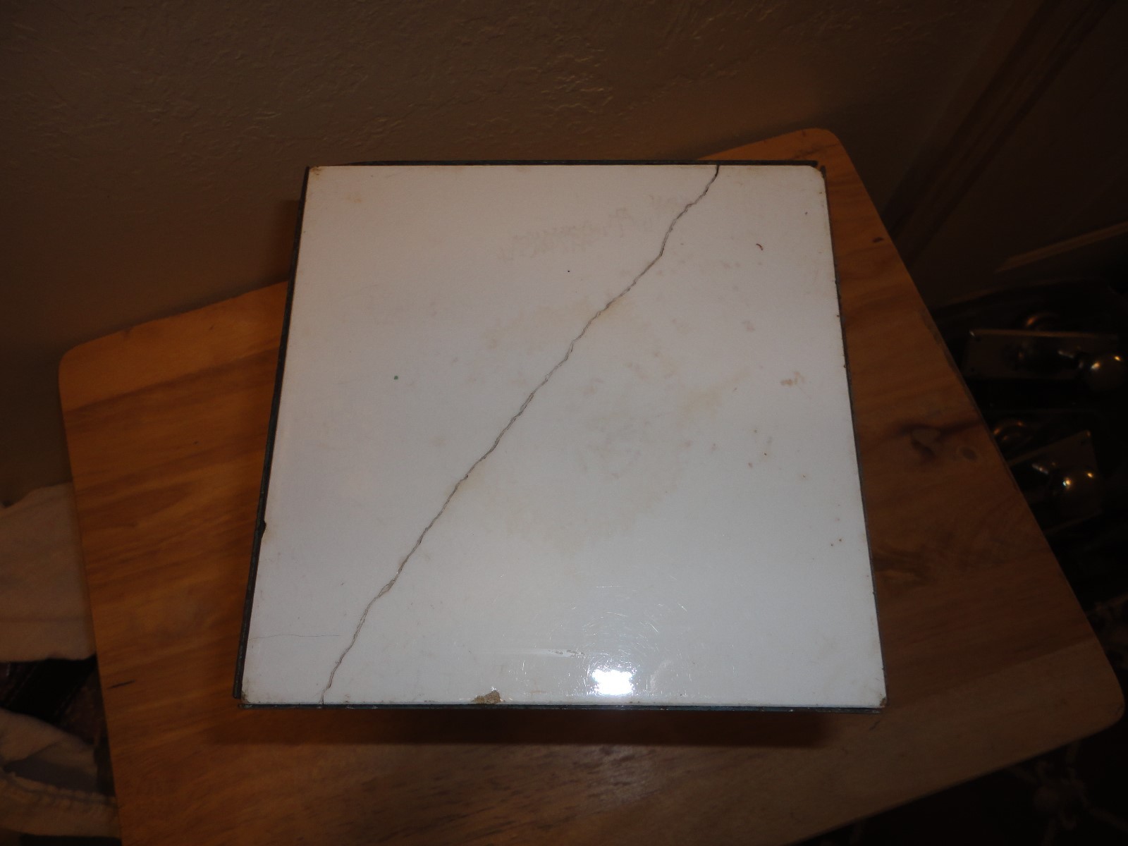 Antique Family Scale 25 lbs - Made In U.S.A.