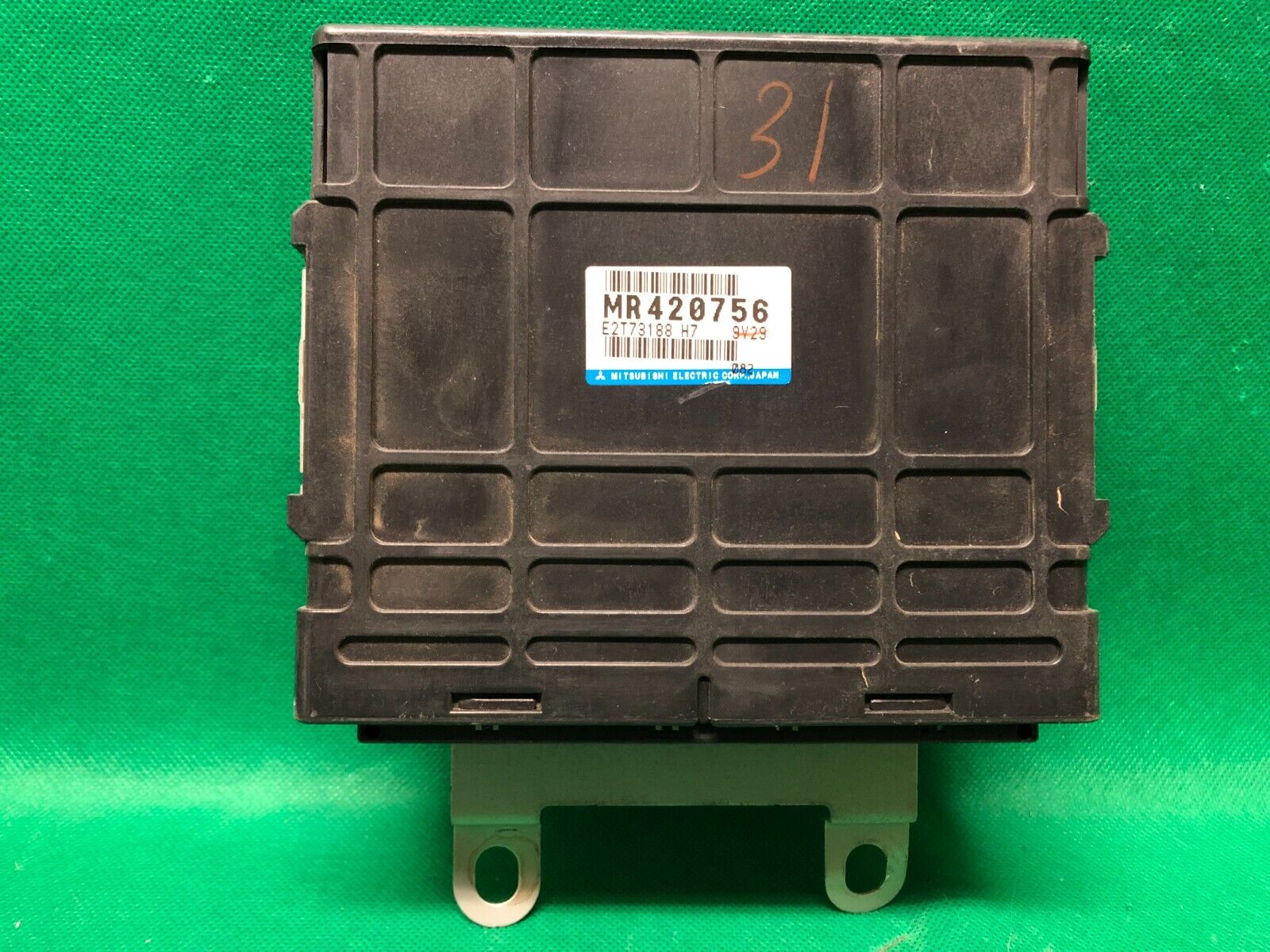 PLUG & PLAY 00 MITSUBISHI MIRAGE 1.8 ECM ECU MODULE CONTROL MR420756 E2T73188 PLUG & PLAY 00 MITSUBISHI MIRAGE 1.8 ECM ECU MODULE CONTROL MR420756 E2T73188