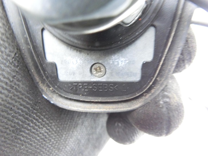 Renault Clio IV BH 12-16 Antenne Dachantenne Renault Clio IV BH 12-16 28.04.2015 gebraucht Bild 4