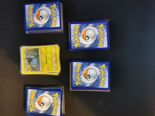 50 Pokemon Karten Boosterfrisch, mindestens 3 Glitzerkarten alle deutsch
