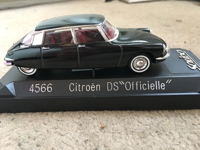SOLIDO CITROEN DS “OFFICIELLE” 4566 VERY RARE BLACK BNIB MUSEUM QUALITY OFFICIAL