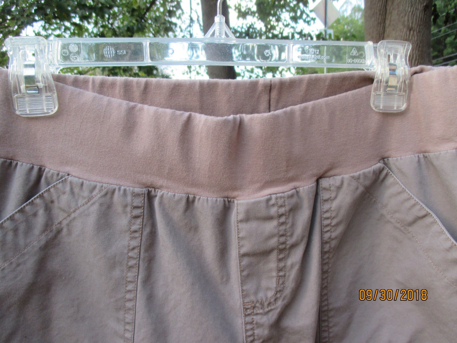 OH BABY maternity Khaki Pants ~ Tan ~ lots of neat pockets casual cropped S