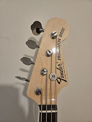 Fender Made in Japan Traditional 70s Precision Bass Arctic