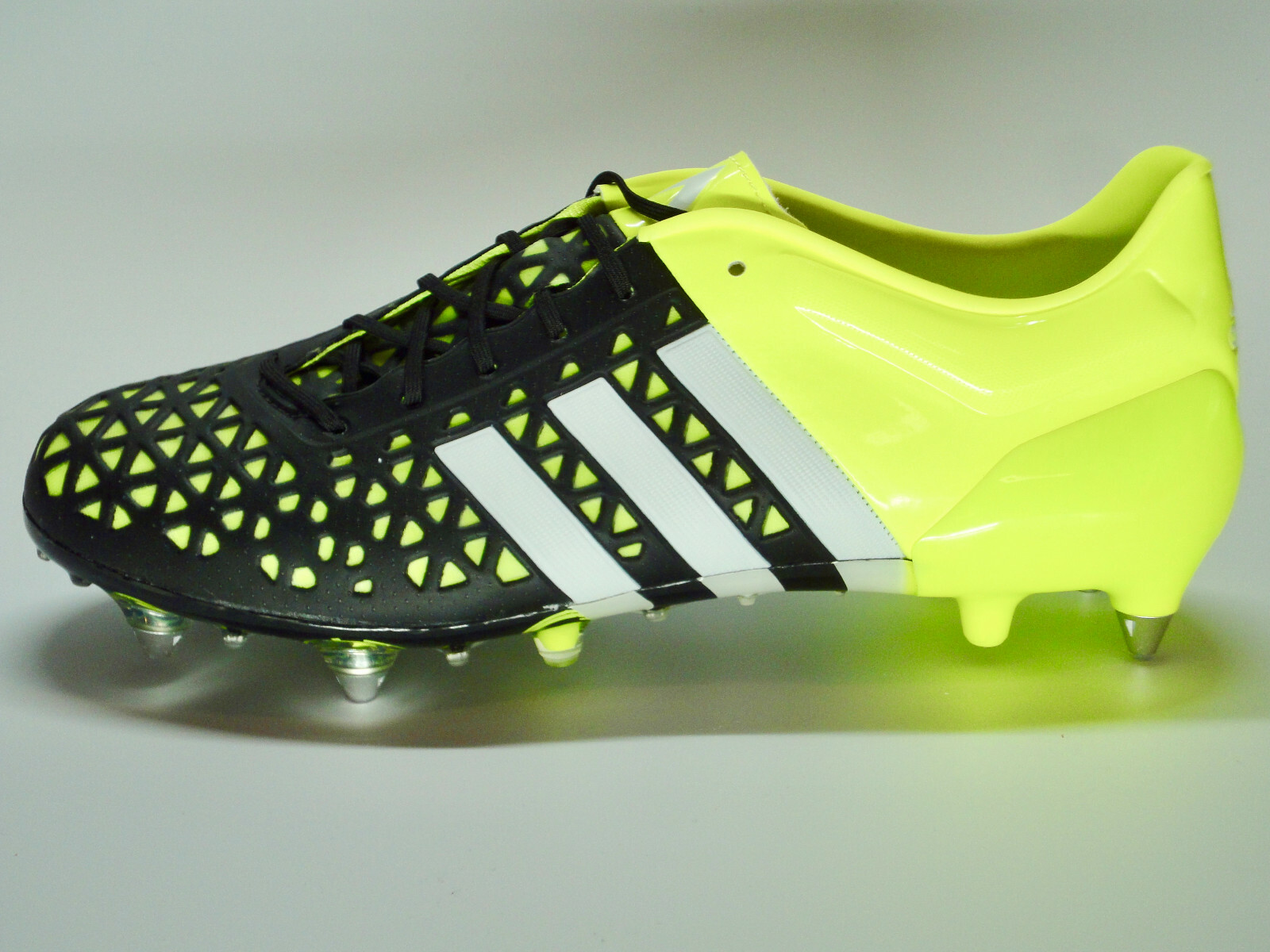 Adidas Gelb Fussballschuhe Test Vergleich +++ Adidas Gelb Adidas Gelb Fussballschuhe Test Vergleich +++ Adidas Gelb