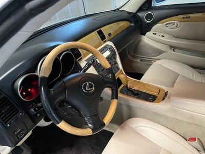 image 2 of interior