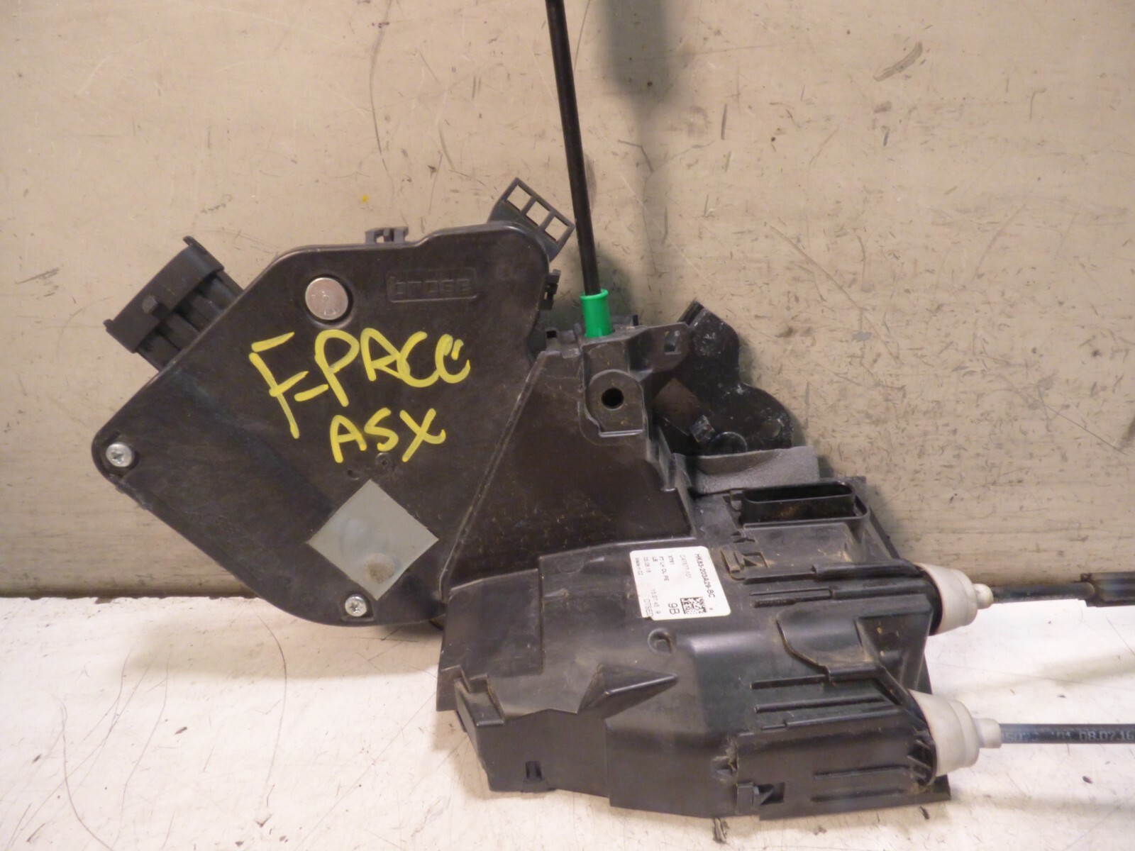 Serratura portiera anteriore sinistra JAGUAR F-PACE HK83-203A29-BC