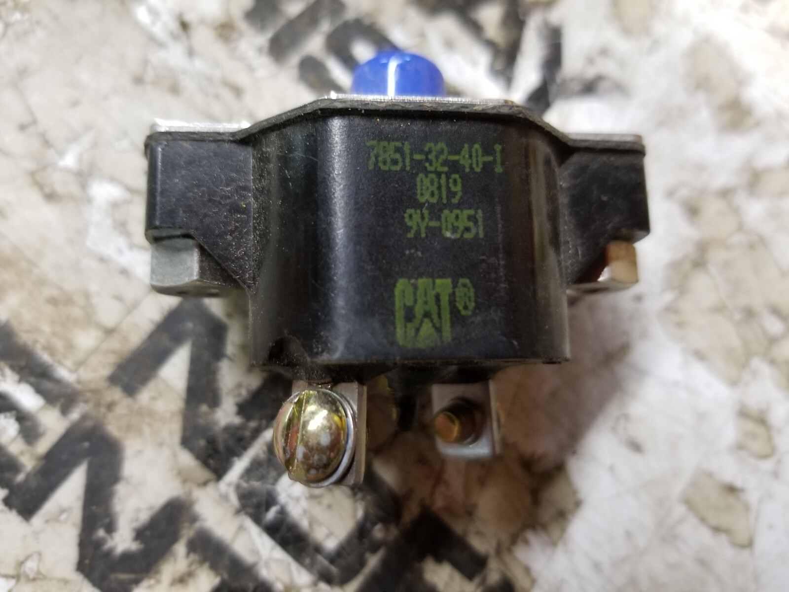 CATERPILLAR 9Y-0951 BREAKER 9Y0951 40A - Picture 5 of 5