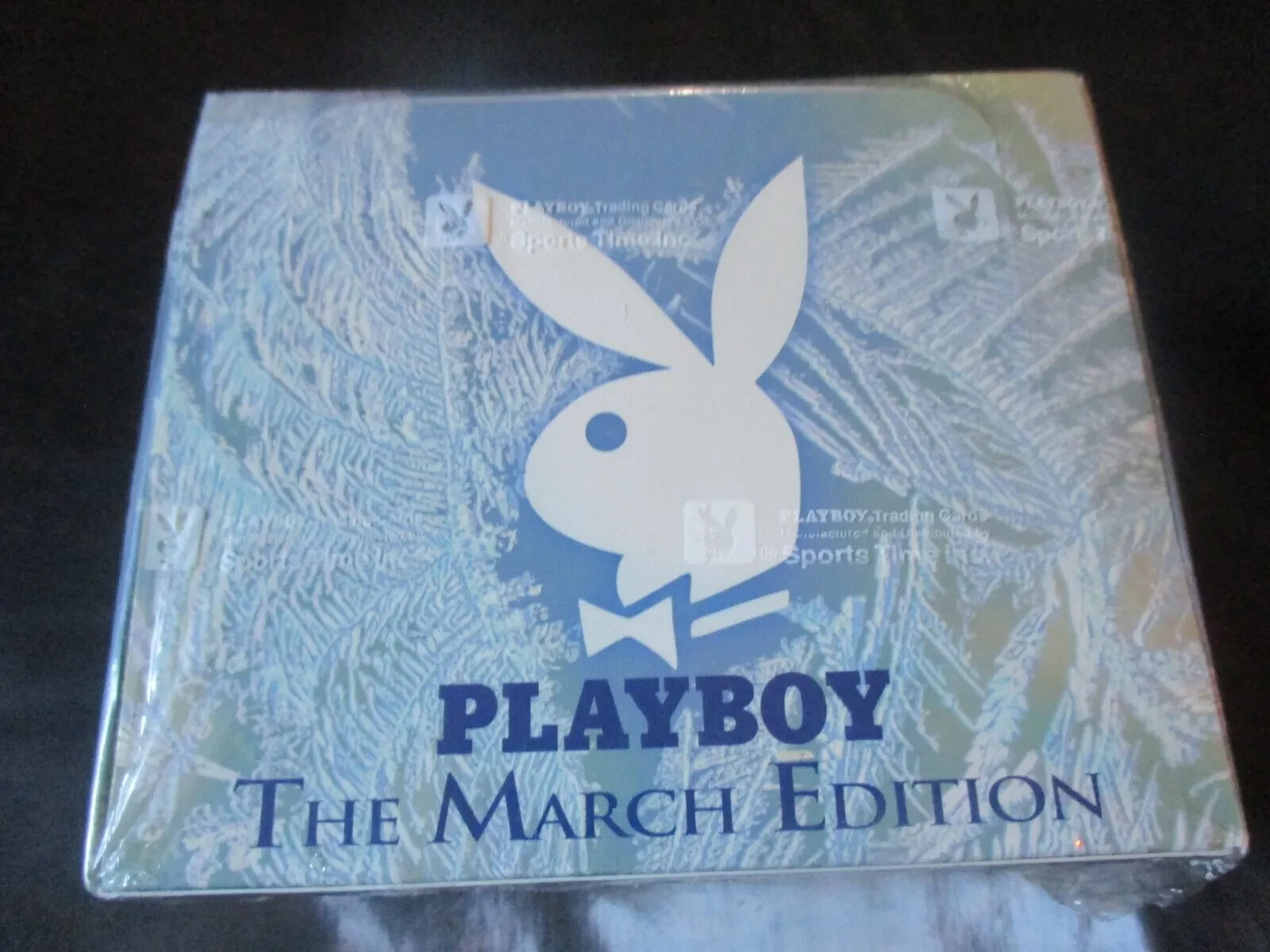 playboy トランプ 赤 一個