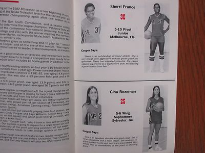 1982-83  Valdosta  State Women's Basketball Guide(CHARLES  COOPER/TRACY PATRICK)