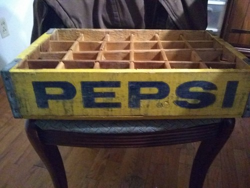 MID 20TH C VINT PEPSI COLA WOODEN BOX CRATE (24) BOTTLE CARRIER 18.5