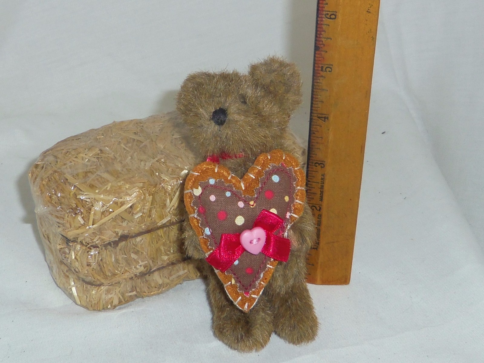 Lil Sprinkles 5in Boyds Bears teddy bear Christmas ornament with heart 4023926