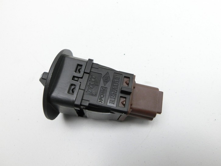 Dacia Duster II HM 18-21 Schalter Airbag On Off Dacia Duster II HM 18-21 05.07.2019 985101324R A2C82401300-02... Vorschau 3