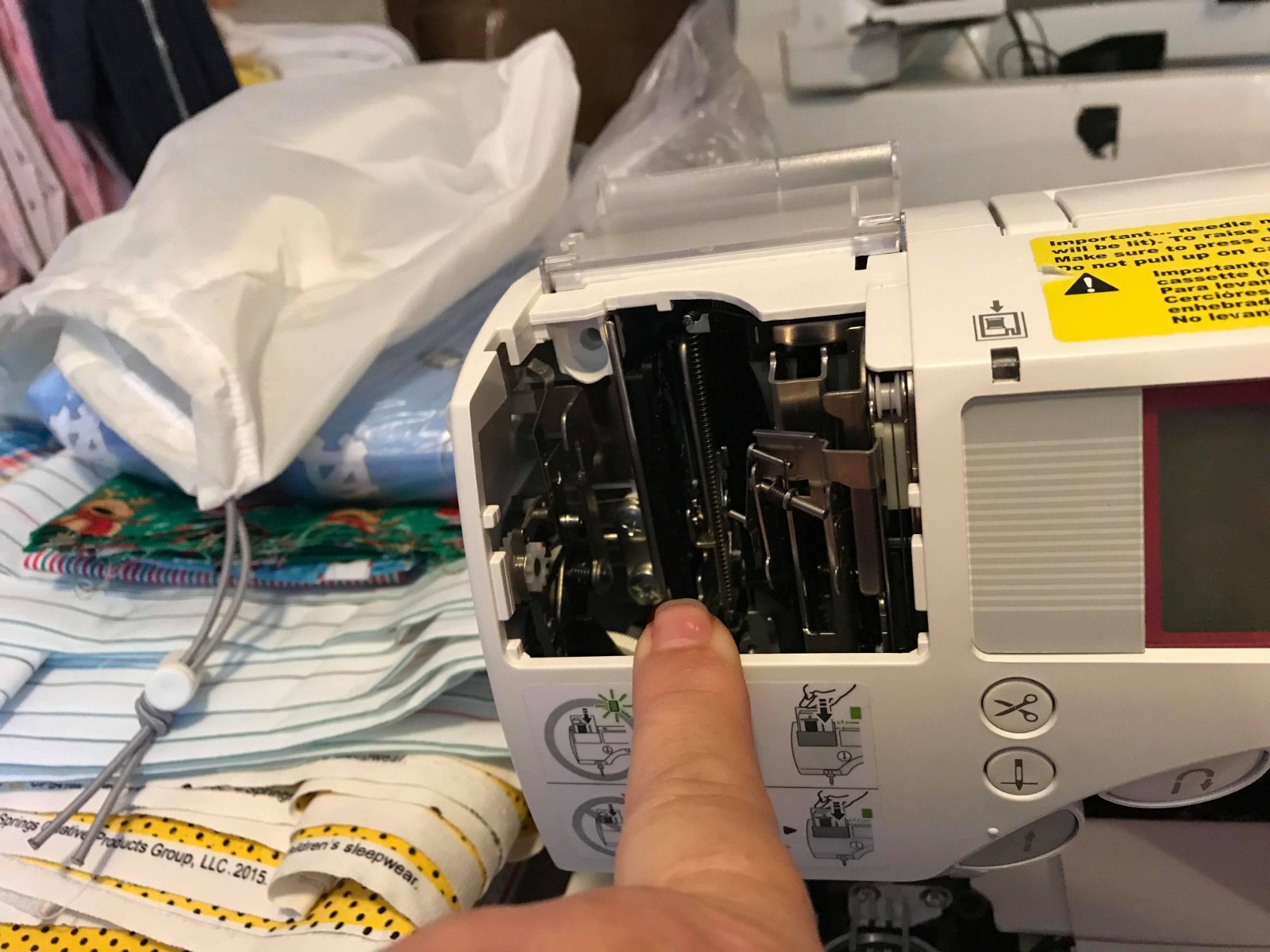 Brother SE-270D Computerized Sewing  & Embroidery Machine   PARTS ONLY